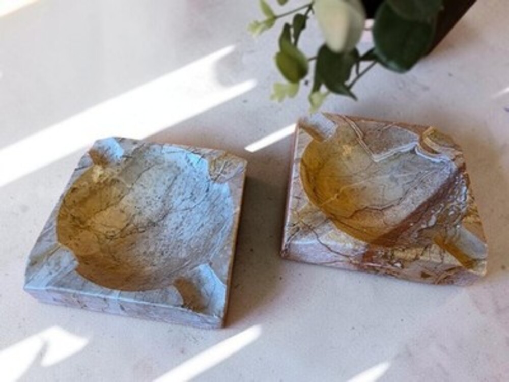 2 Vintage Mid Century Modern MCM Italian Alabaster Hand Carved Ashtrays